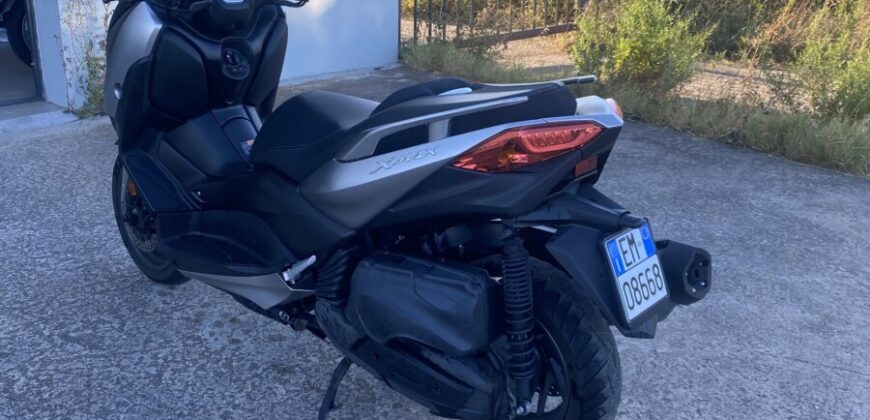 Yamaha Xmax 400